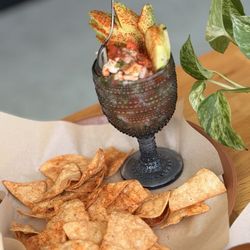 Bay Bar & Grill