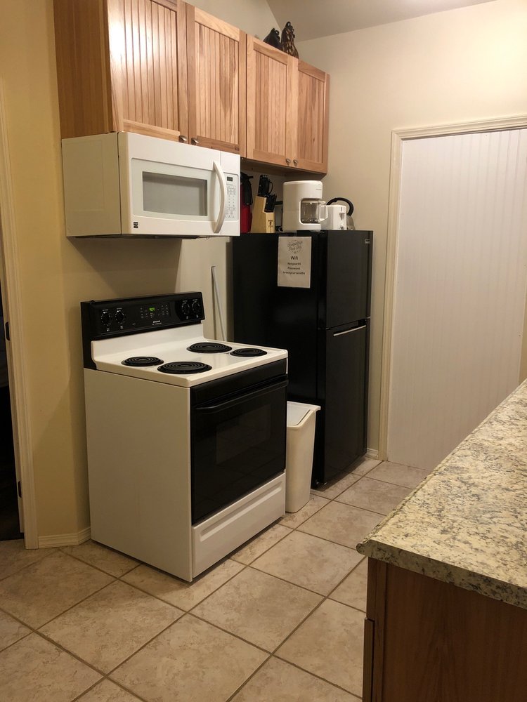 SNOQUALMIE PASS INN Updated August 2024 706 Yellowstone Trail Rd