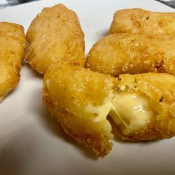 Bonnie & Clydes Appalachian Cuisine - Smoked gouda mac and cheese bites