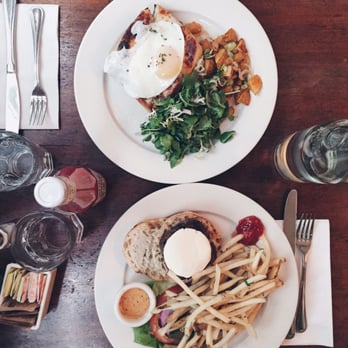 Juliette Restaurant - Lamb burger and croque madam! - Bars Near Me - Brooklyn, New York