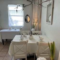 Ashes' Boutique and Tea Garden