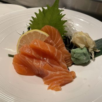 Umi Sake House - Salmon sashimi - Sushi Bars Near Me - Seattle, Washington Umi Sake House - Salmon sashimi - Sushi Bars Near Me - Seattle, Washington