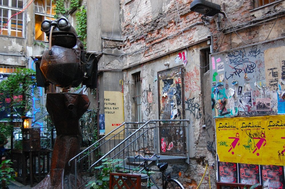 Neurotitan Shop & Gallery