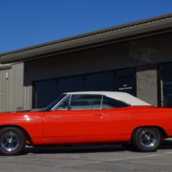 Insane Paint Auto Detailing - A beautiful 1968 Road Runner that Insane Paint Auto Detailing polished out to perfection.