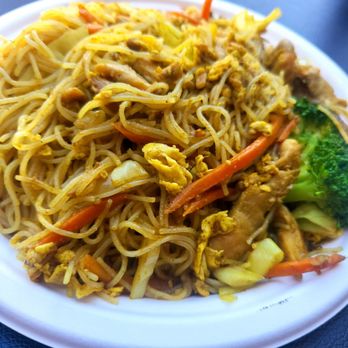 Teriyaki Box - Chicken singapore rice noodle - Sushi Bars Near Me - Kennesaw, Georgia