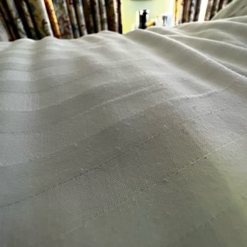 Planters Inn - Not one night's good sleep on these rough sheets with knit balls. - Hotels Near Me - Savannah, Georgia Planters Inn - Not one night's good sleep on these rough sheets with knit balls. - Hotels Near Me - Savannah, Georgia