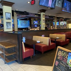 Recovery Sports Grill - Seating
