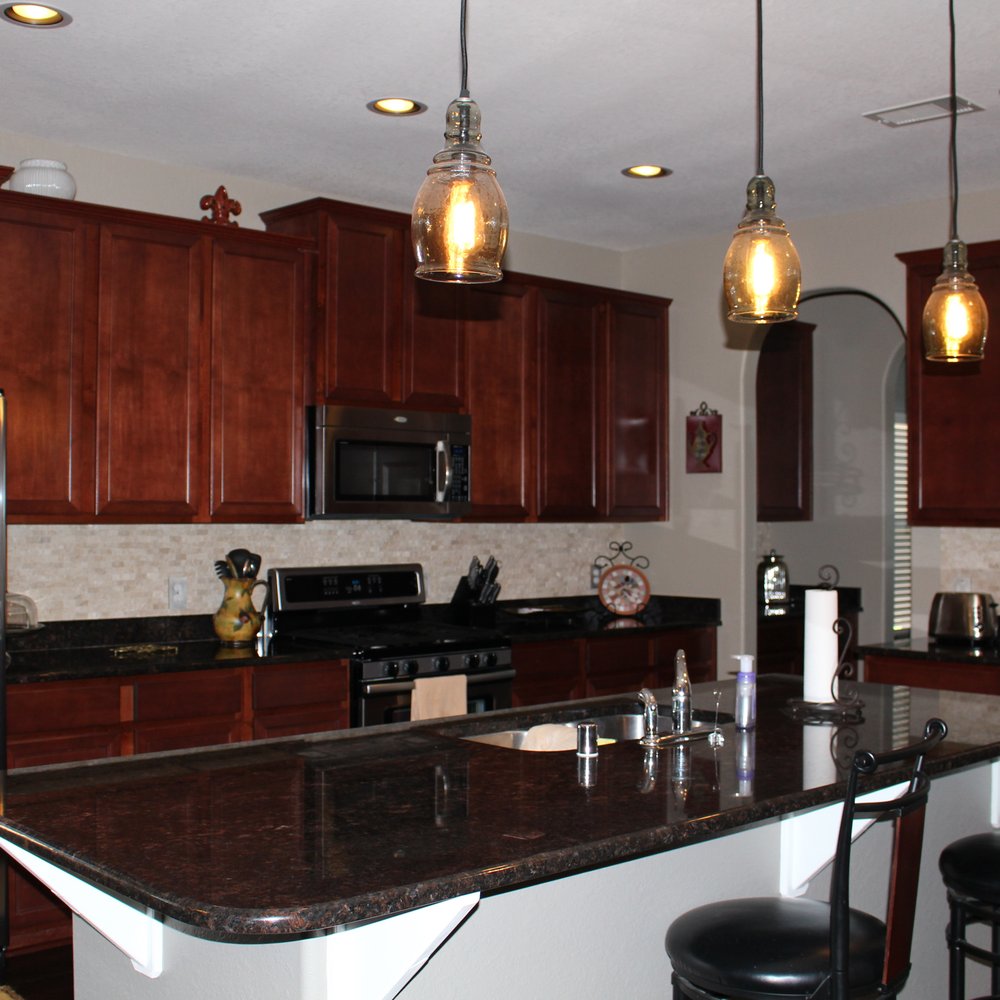 Floor TX & Remodeling - I love the backsplash done by Floor Tx Katy. - Flooring Near Me - Katy, Texas