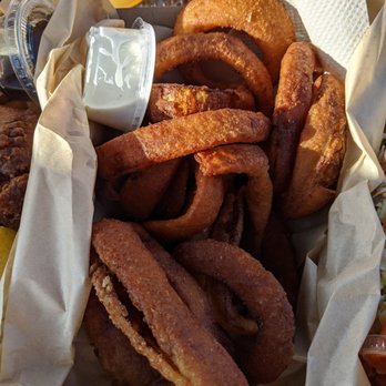 The Birds Cafe - Onion rings - Seafood Near Me - Bodega Bay, California