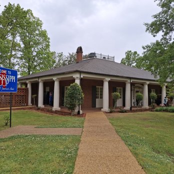 Mississippi Welcome Center - Landmarks & Historical Buildings Near Me - Tremont, Mississippi