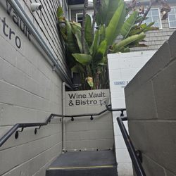 Wine Vault & Bistro - Entrance from India Street