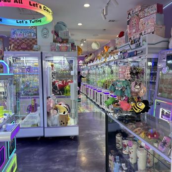 Craft Land - Their interior - Arcades Near Me - Houston, Texas Craft Land - Their interior - Arcades Near Me - Houston, Texas