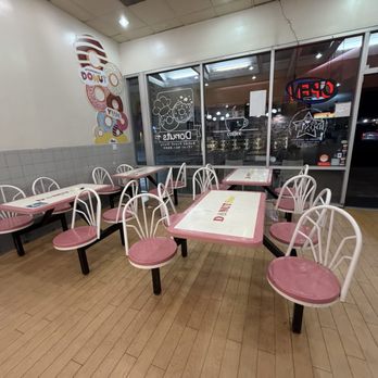 Donut Star - Inside seating - Donuts Near Me - Fullerton, California Donut Star - Inside seating - Donuts Near Me - Fullerton, California