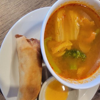 Tuk Tuk Thai Kitchen - Vegetable soup and spring roll - Thai Near Me - Malvern, Pennsylvania Tuk Tuk Thai Kitchen - Vegetable soup and spring roll - Thai Near Me - Malvern, Pennsylvania