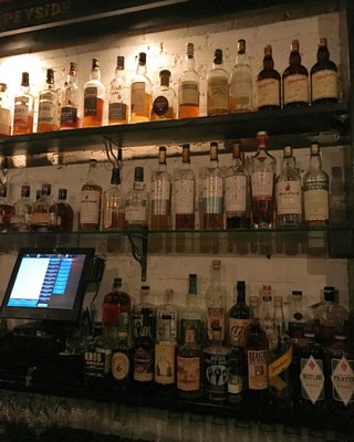 Caledonia Bar by null