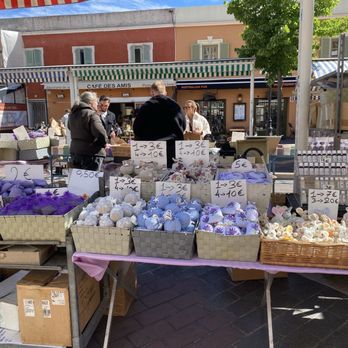 Cours Saleya - Lavender - Local Flavor Near Me - Nice, 06