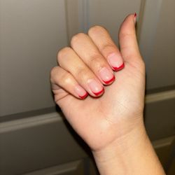Nail Bar