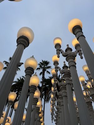 5905 Wilshire Blvd by null