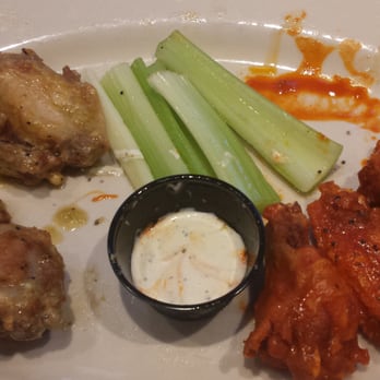 Twin Peaks - Sports Bars Near Me - Olathe, Kansas Twin Peaks - Sports Bars Near Me - Olathe, Kansas