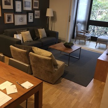 Sixtyfour Apartments - Living room and balcony - Apartments Near Me - Barcelona, B
