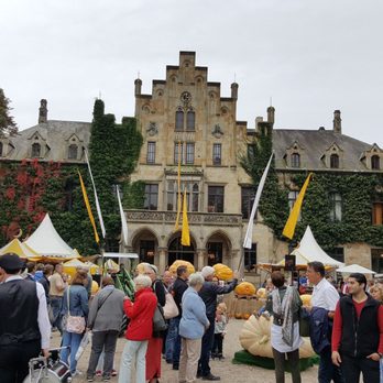 Schloss Ippenburg - Museums Near Me - Bad Essen, NI
