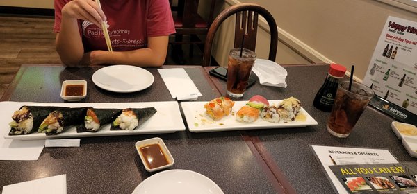 Maru Sushi by null