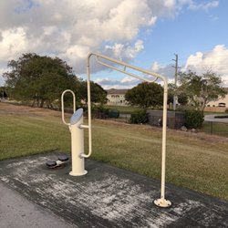Mayor Roscoe Warren Municipal Park - Exercise machine