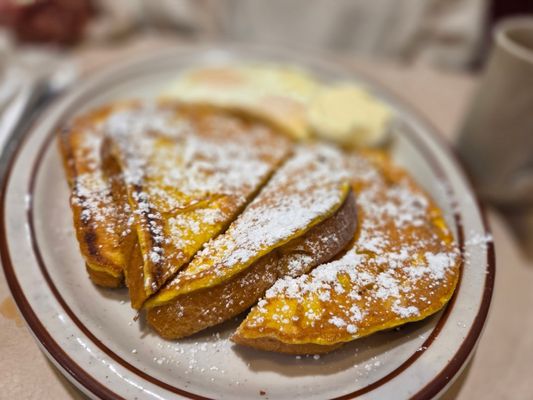 Bobby’s Coffee Shop by null