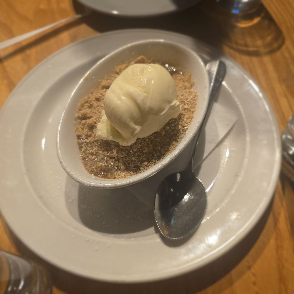 Citrine Cafe - Peach cobbler - Mediterranean Near Me - Oak Park, Illinois