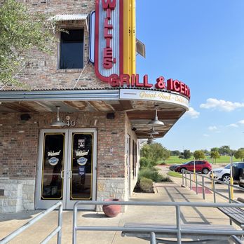Willie's Grill & Icehouse - the outside of the restaurant - American Near Me - College Station, Texas Willie's Grill & Icehouse - the outside of the restaurant - American Near Me - College Station, Texas