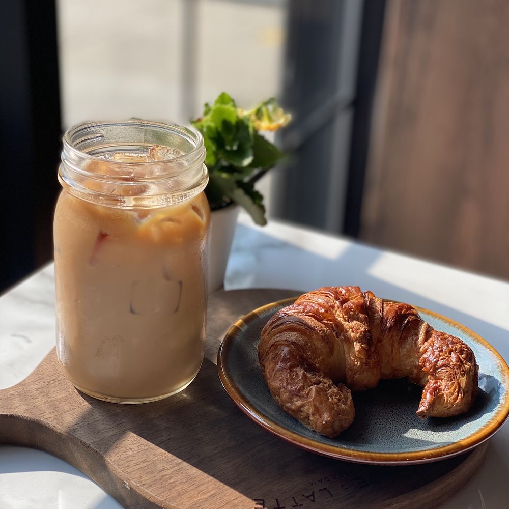 Chiqueolatte - Iced vanilla latte with plain croissant. - Coffee & Tea Near Me - Chicago, Illinois Chiqueolatte - Iced vanilla latte with plain croissant. - Coffee & Tea Near Me - Chicago, Illinois