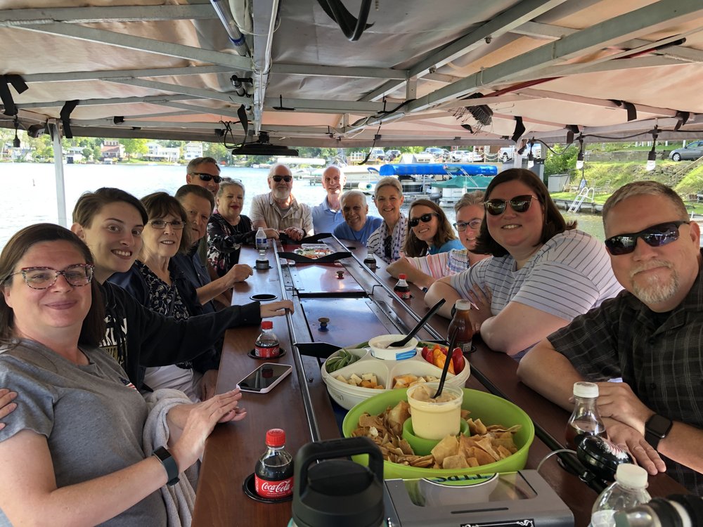 PEDAL BOAT PUB Updated September 2024 10 Photos Orion charter