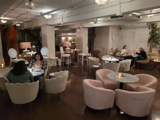 Coupe & Stein Champagne Bar by null