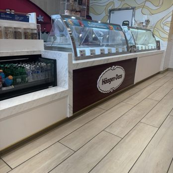 Häagen-Dazs - Desserts Near Me - Eastvale, California