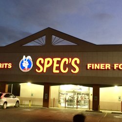 Spec's Wines, Spirits & Finer Foods - Front of store...