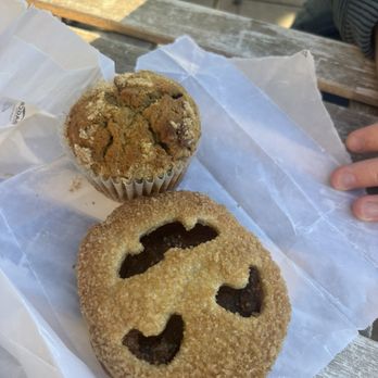 Yellow Dog Bread Company - Pumpkin hand pie, pumpkin muffin - Coffee & Tea Near Me - Raleigh, North Carolina