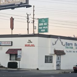 Barnrau Thai Halal Cuisine