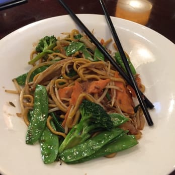 David's Dumpling & Noodle Bar - Vegetable Lo Mein - Chinese Near Me - Raleigh, North Carolina