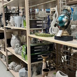 Bealls Outlet Store - Home decor Taken 4/2/2022