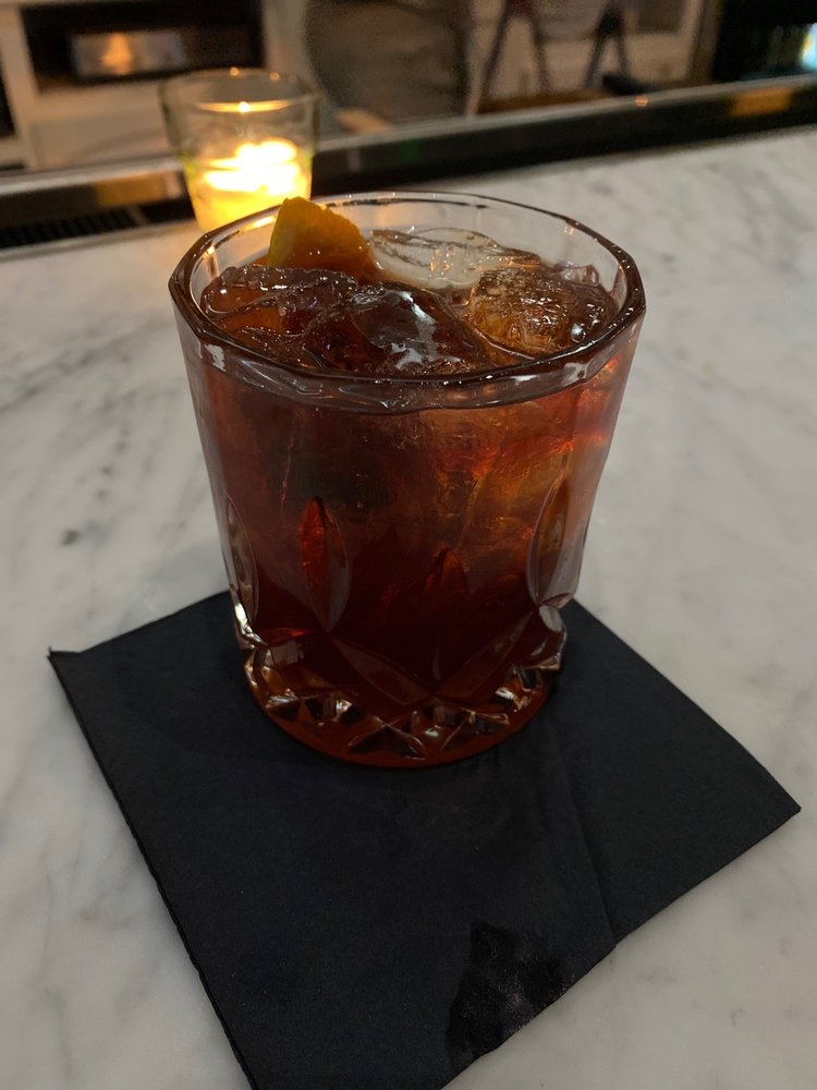 VICTOR’S SEAFOOD & STEAK 118 Photos & 52 Reviews 39F John St