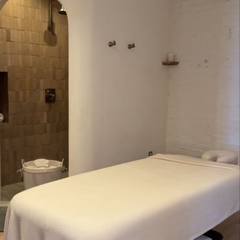 Klā Sanctuary - Day Spas Near Me - Kansas City, Missouri Klā Sanctuary - Day Spas Near Me - Kansas City, Missouri
