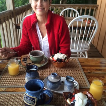 Alpine Inn - Breakfast with view - Hotels Near Me - Marion, North Carolina Alpine Inn - Breakfast with view - Hotels Near Me - Marion, North Carolina
