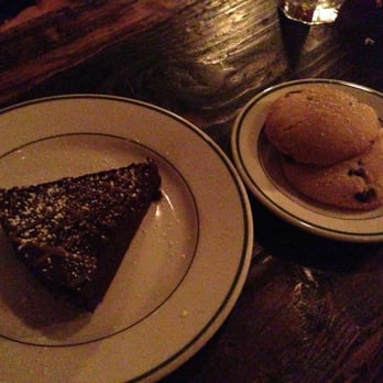 Me and Paul’s - Chocolate cake and chocolate chip cookies - Pizza Near Me - Brooklyn, New York Me and Paul’s - Chocolate cake and chocolate chip cookies - Pizza Near Me - Brooklyn, New York