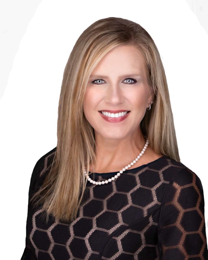 STEPHANIE SNYDER & ASSOCIATES RE/MAX Updated August 2024 2731