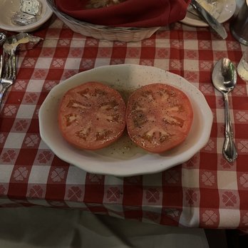 Dan Tana's - Sliced Tomato & Onion - Italian Near Me - West Hollywood, California Dan Tana's - Sliced Tomato & Onion - Italian Near Me - West Hollywood, California