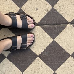 Holy Chic + Co - Final pedicure