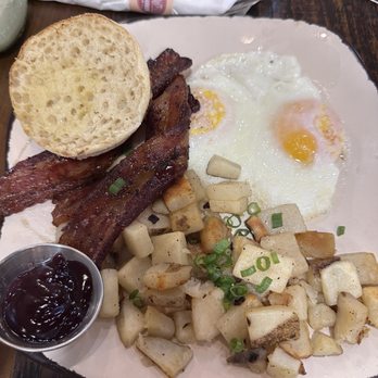 Egg Harbor Cafe - Breakfast & Brunch Near Me - Alpharetta, Georgia