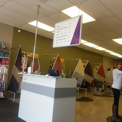 Great Clips - Check in desk
