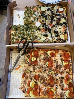 Golden Boy Pizza by null