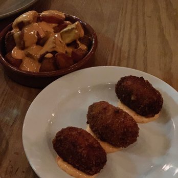 La Marcha Tapas Bar - Pollo Croquetas and Patatas Bravas - Spanish Near Me - Berkeley, California La Marcha Tapas Bar - Pollo Croquetas and Patatas Bravas - Spanish Near Me - Berkeley, California